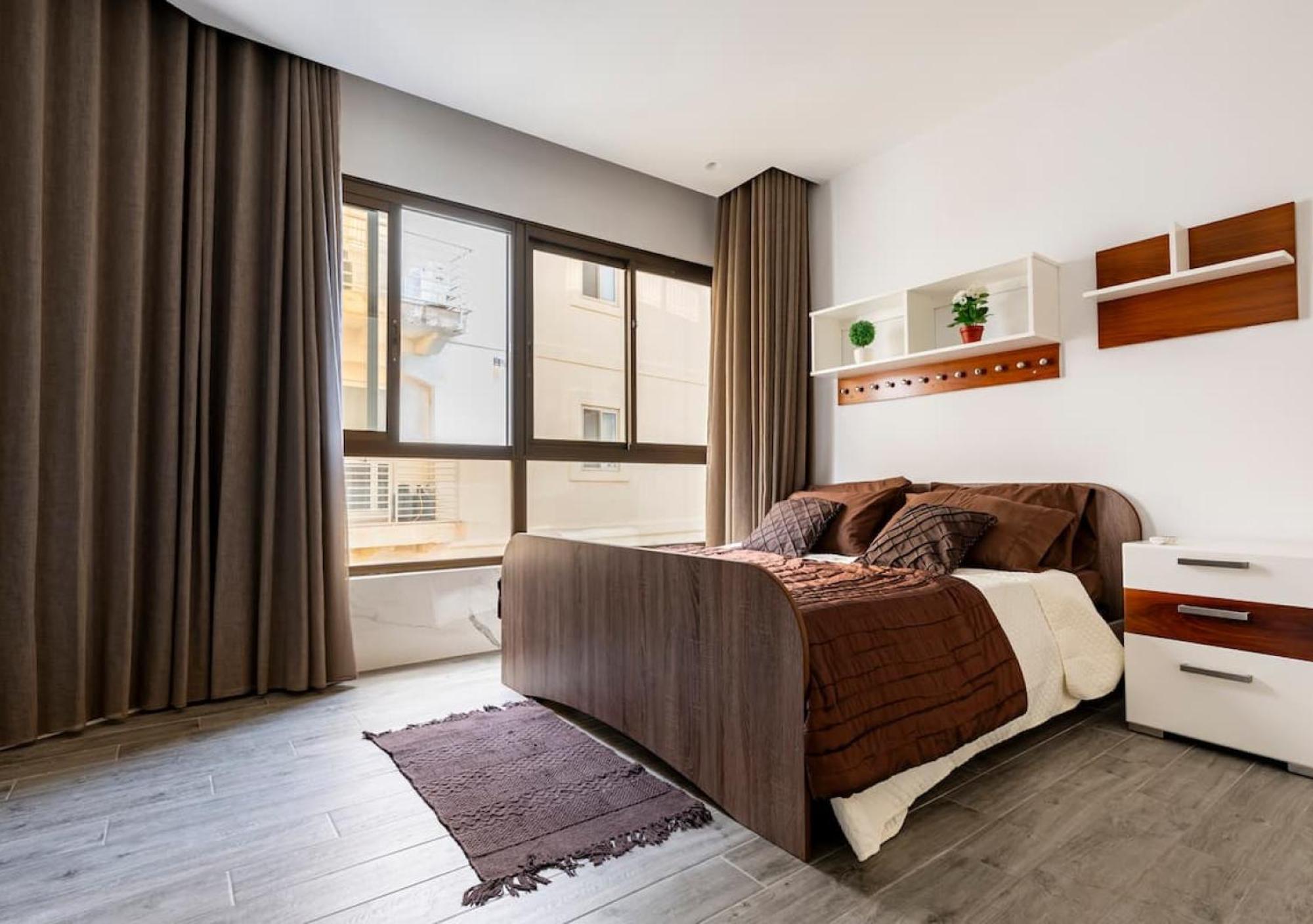 סליאמה Sea View Luxury Haven Living & 3Bedrooms Seafront מראה חיצוני תמונה