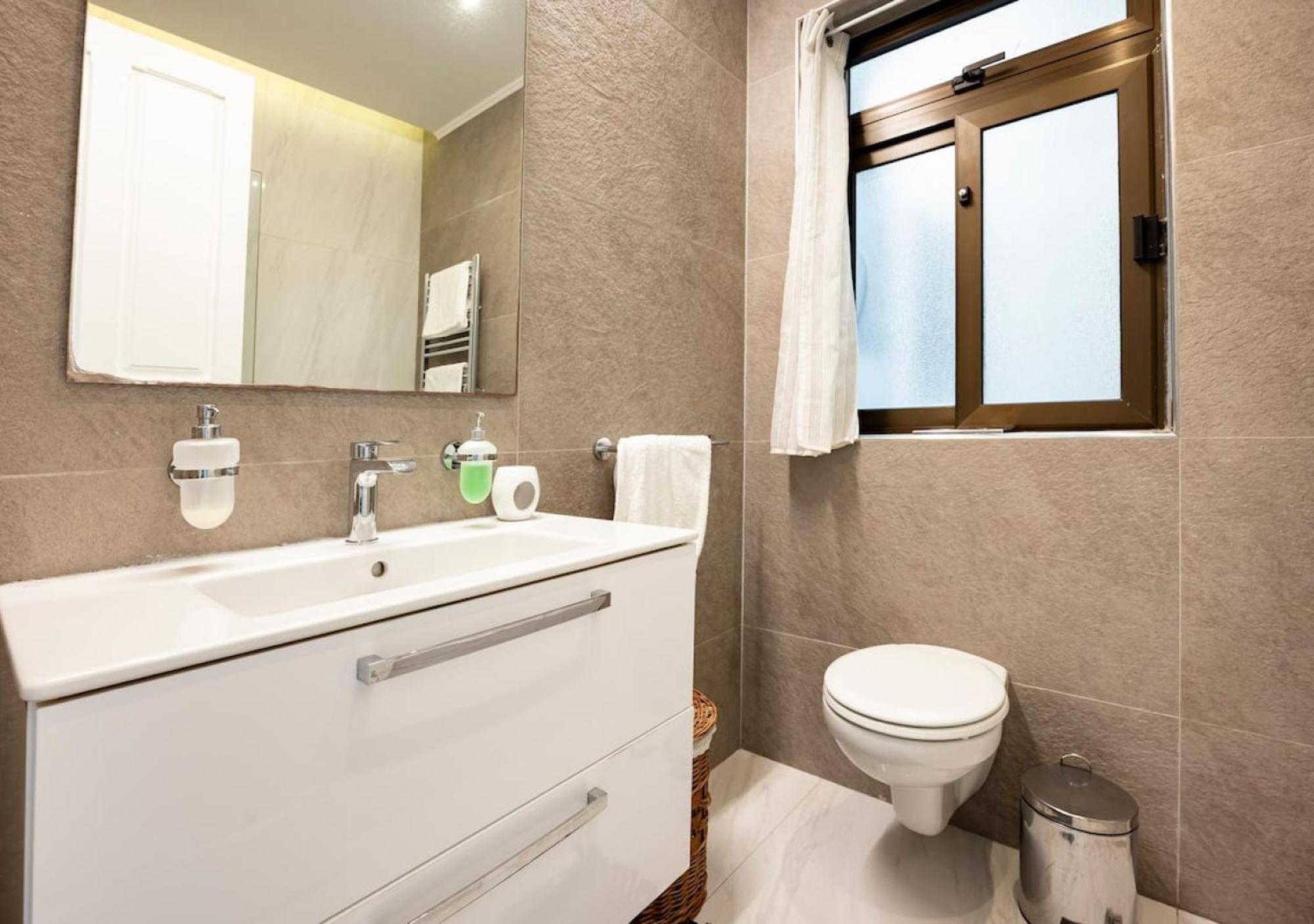 סליאמה Sea View Luxury Haven Living & 3Bedrooms Seafront מראה חיצוני תמונה
