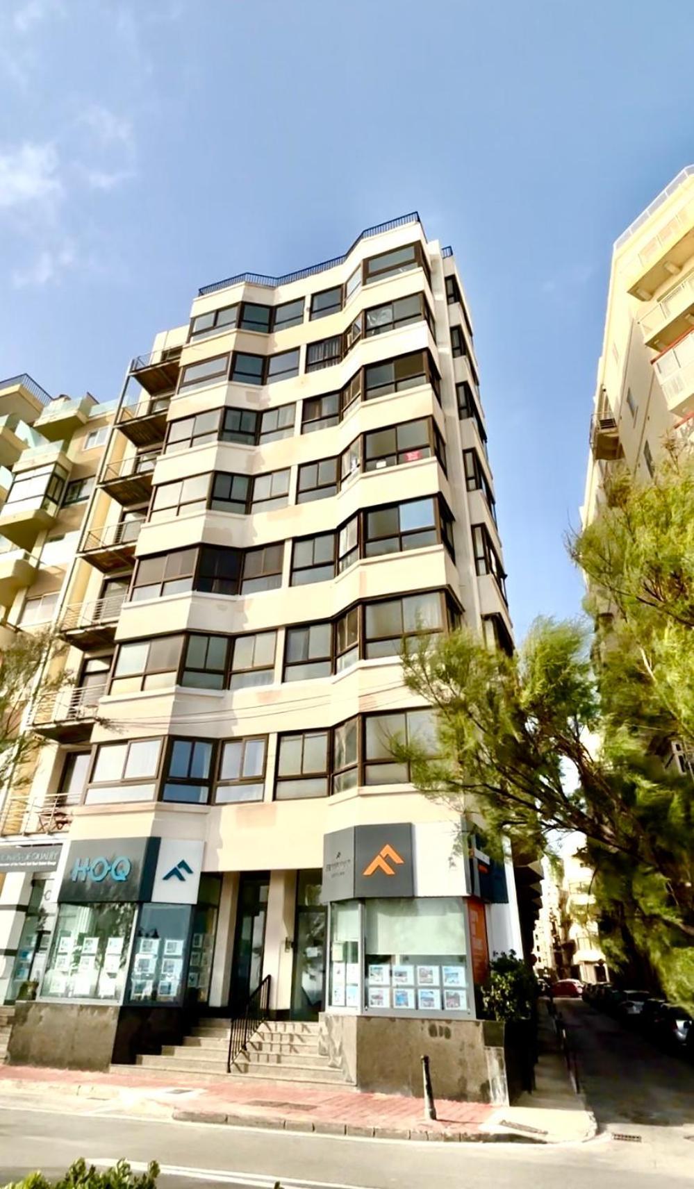 סליאמה Sea View Luxury Haven Living & 3Bedrooms Seafront מראה חיצוני תמונה